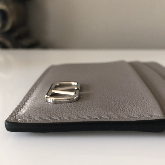 NIB VALENTINO GARAVANI Vlogo Card Holder - Picture 9 of 12